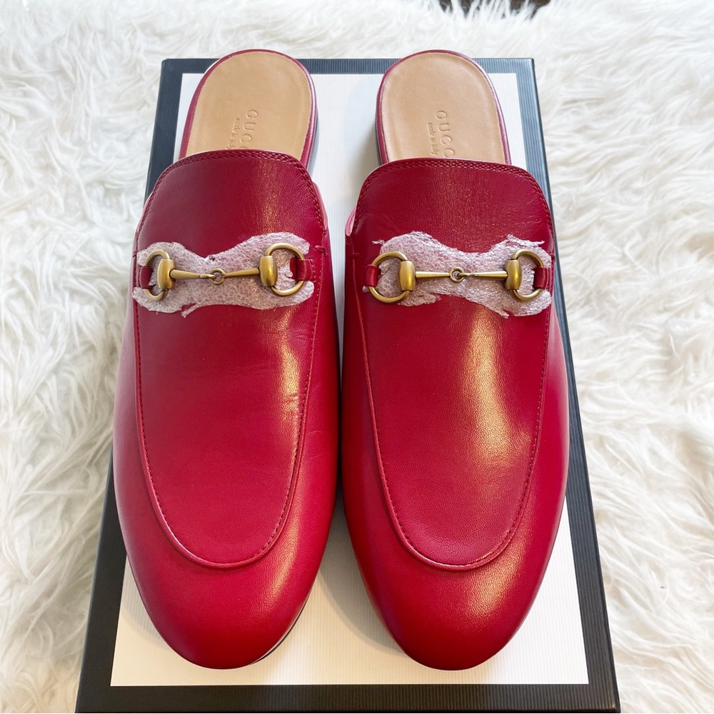 Gucci Princetown Hibiscus Red Leather Horsebit Mule
Slipper 41.5 New with box - Picture 1 of 8